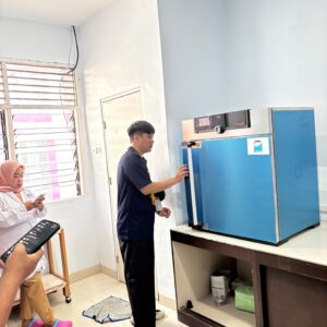 PT Mandala Indah Reagen Distribusikan Oven Memmert Tipe UN110 ke RS Syafira Pekanbaru